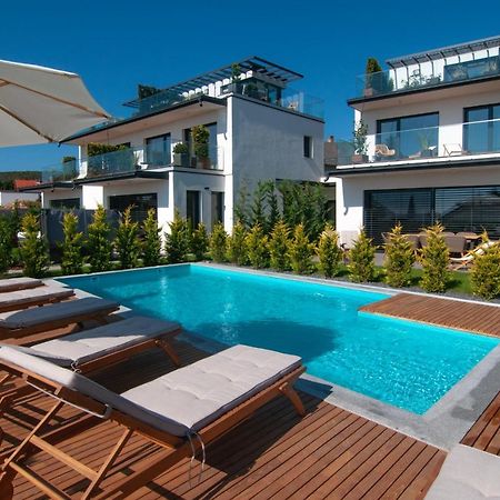 Skyline Resort Balatonalmadi Exterior photo