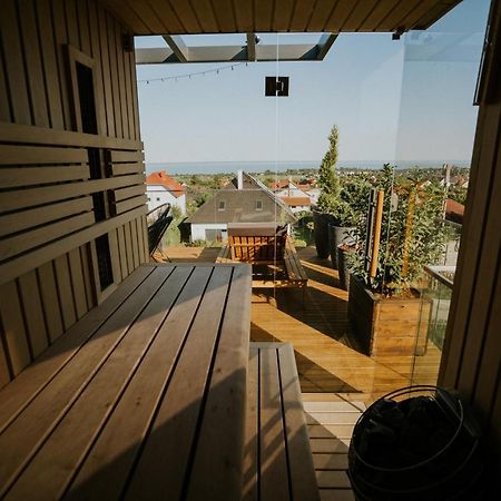 Skyline Resort Balatonalmadi Exterior photo