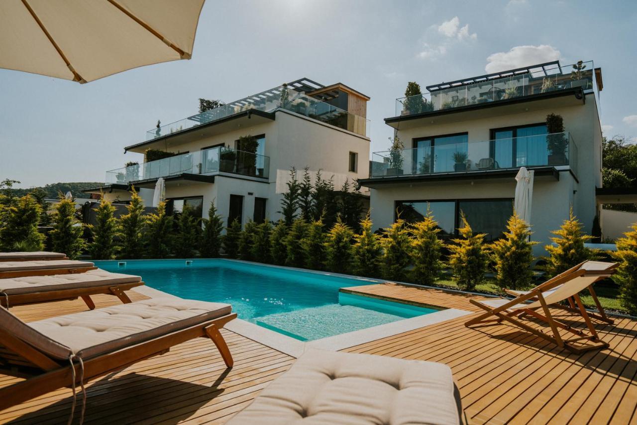 Skyline Resort Balatonalmadi Exterior photo